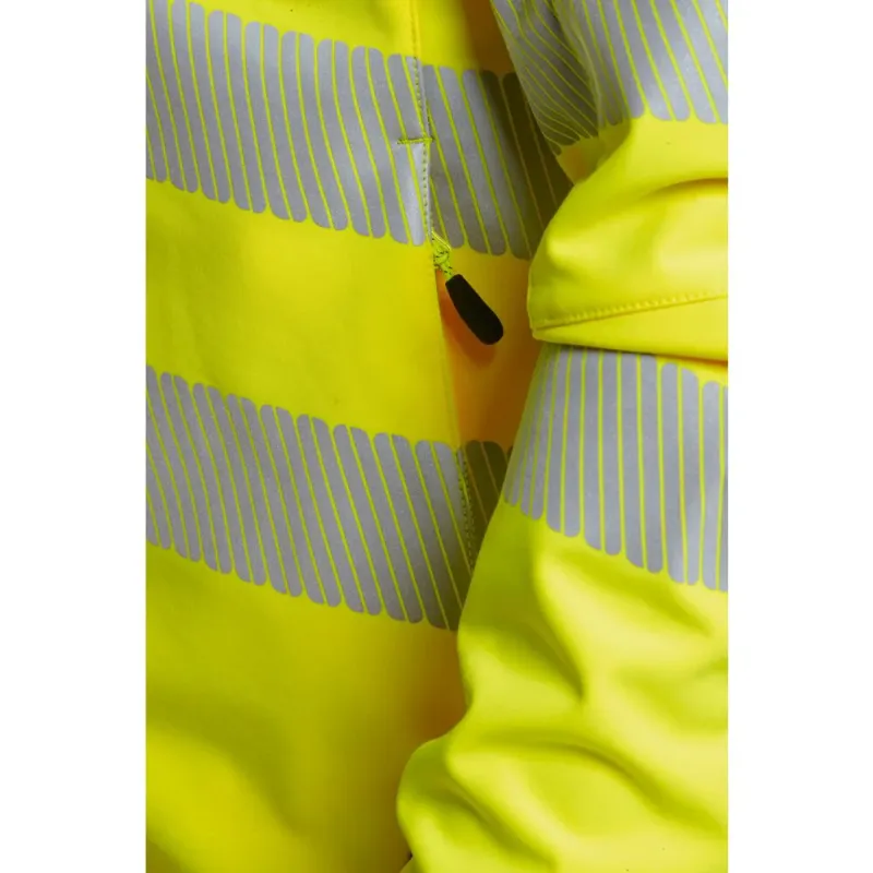T402 – Class 3 high-visibility softshell jacket